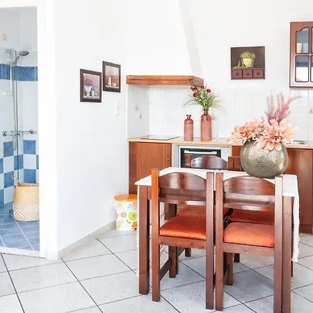 Sunrock - Pansy アパートホテル