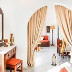 Lägenhetshotell Sunrock - Pansy Naxos City